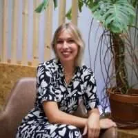 content specialist Roos Mens